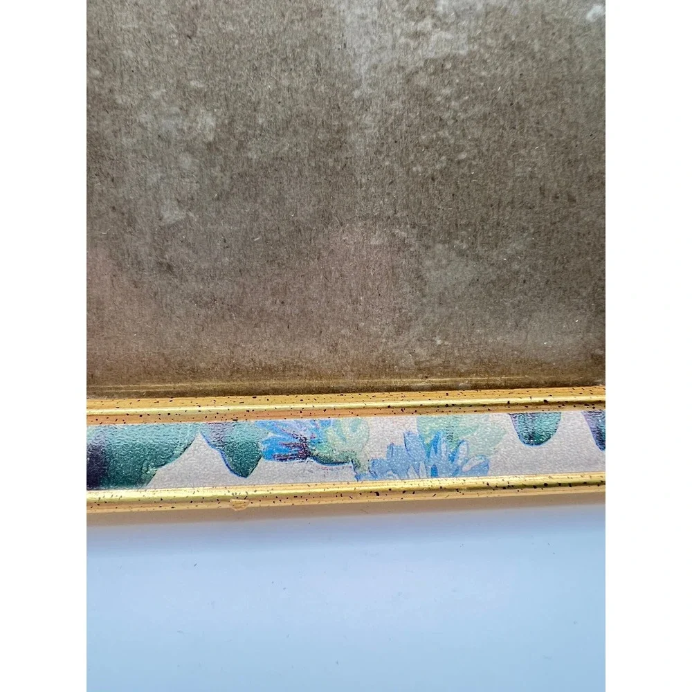 Intercraft Vintage Floral Picture Frame Gold Trim 5x7 Tabletop Easel Back